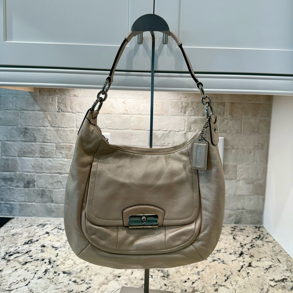 Coach EUC Kristen Metallic Pearl Leather Shoulder Bag
